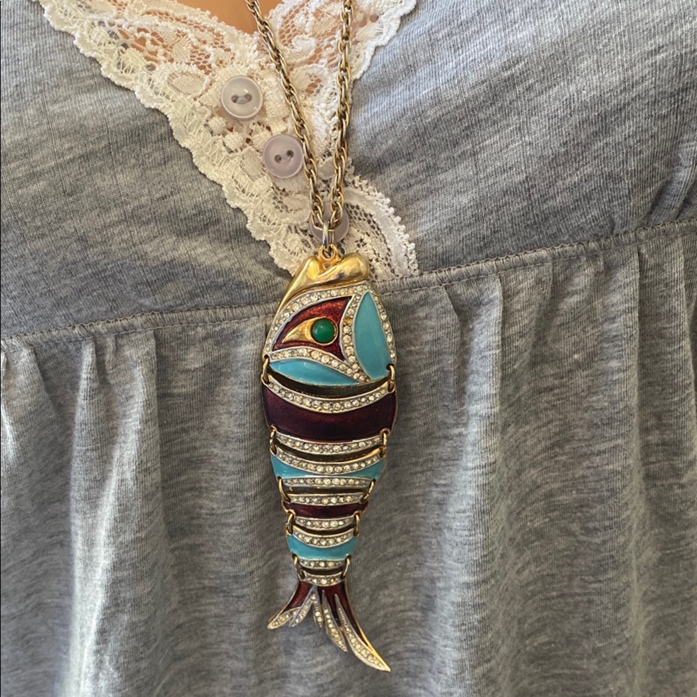 Elegant Fish Pendant Necklace